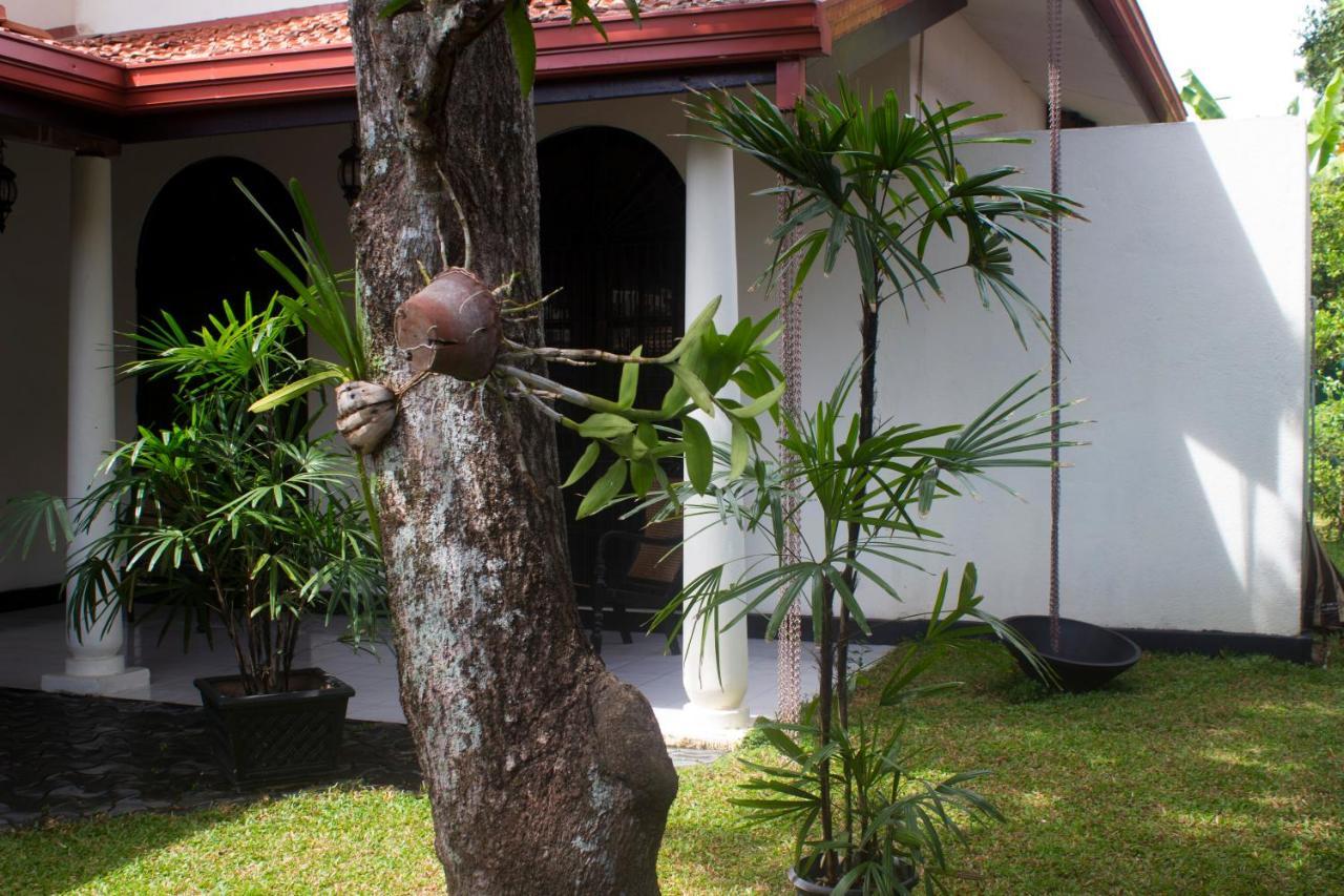 Airport Gateway Residence Negombo Exterior foto