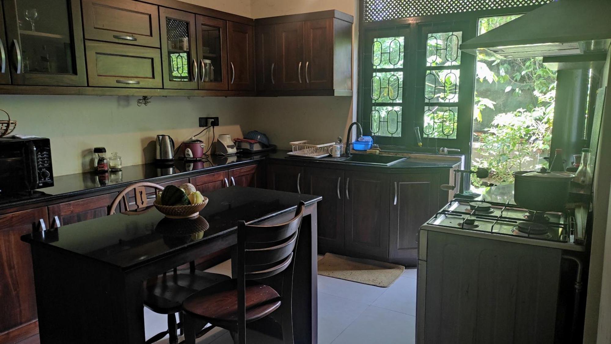 Airport Gateway Residence Negombo Exterior foto